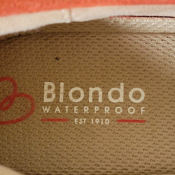 Blondo Waterproof Orange Suede Loafers - Size 7M - Picture 4 of 10